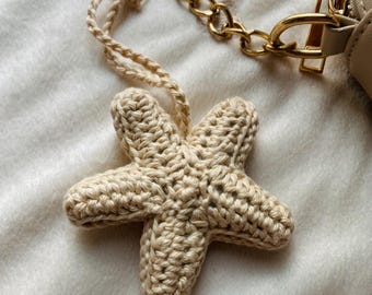 Crochet Starfish Keychain – Fisherman Aesthetic Bag Charm | Nautical Gift Idea