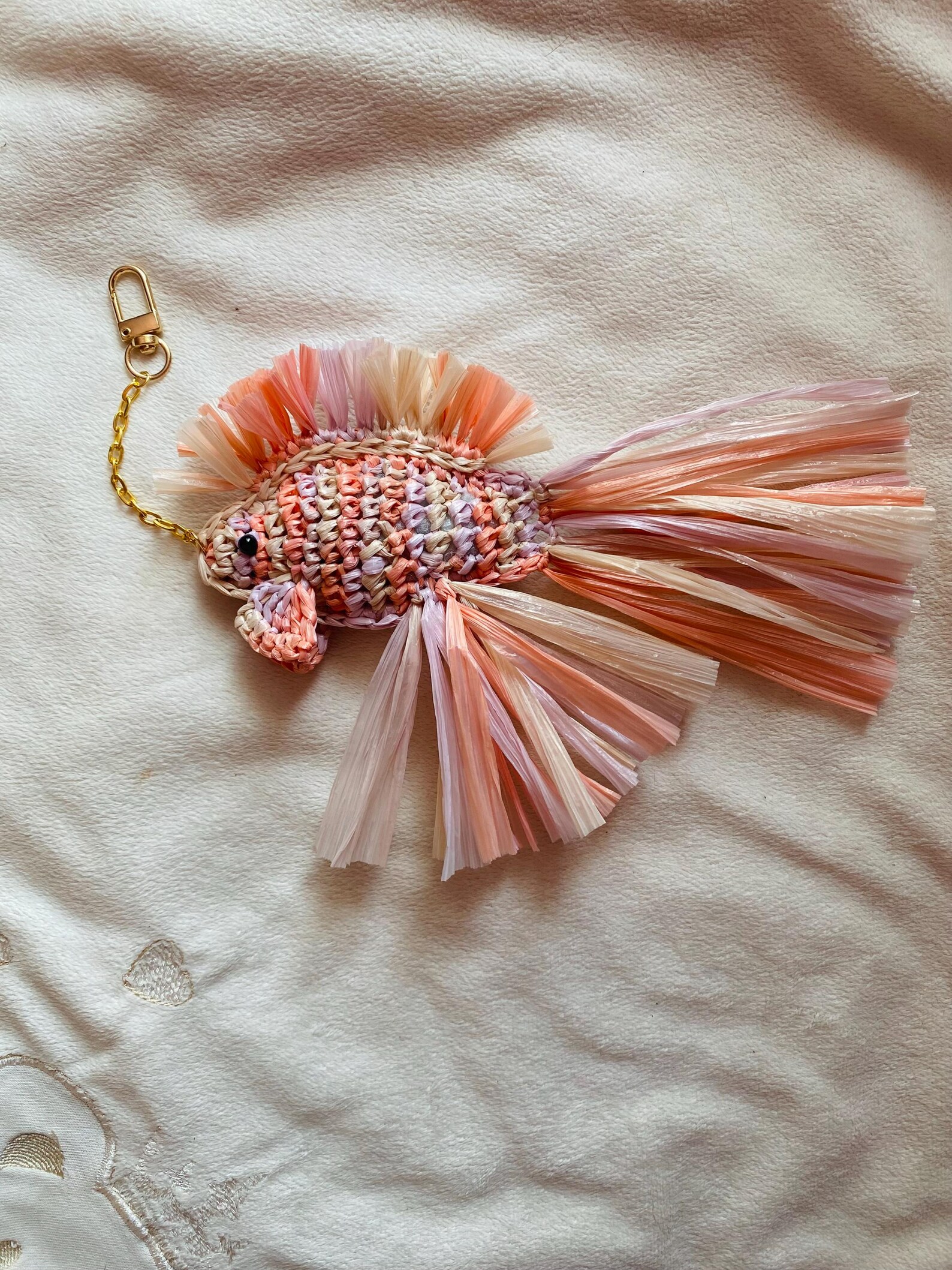 Raffia Keychains Crochet Fish Bag Charm Pattern: Raffia Keychain DIY (PDF Tutorial With ...