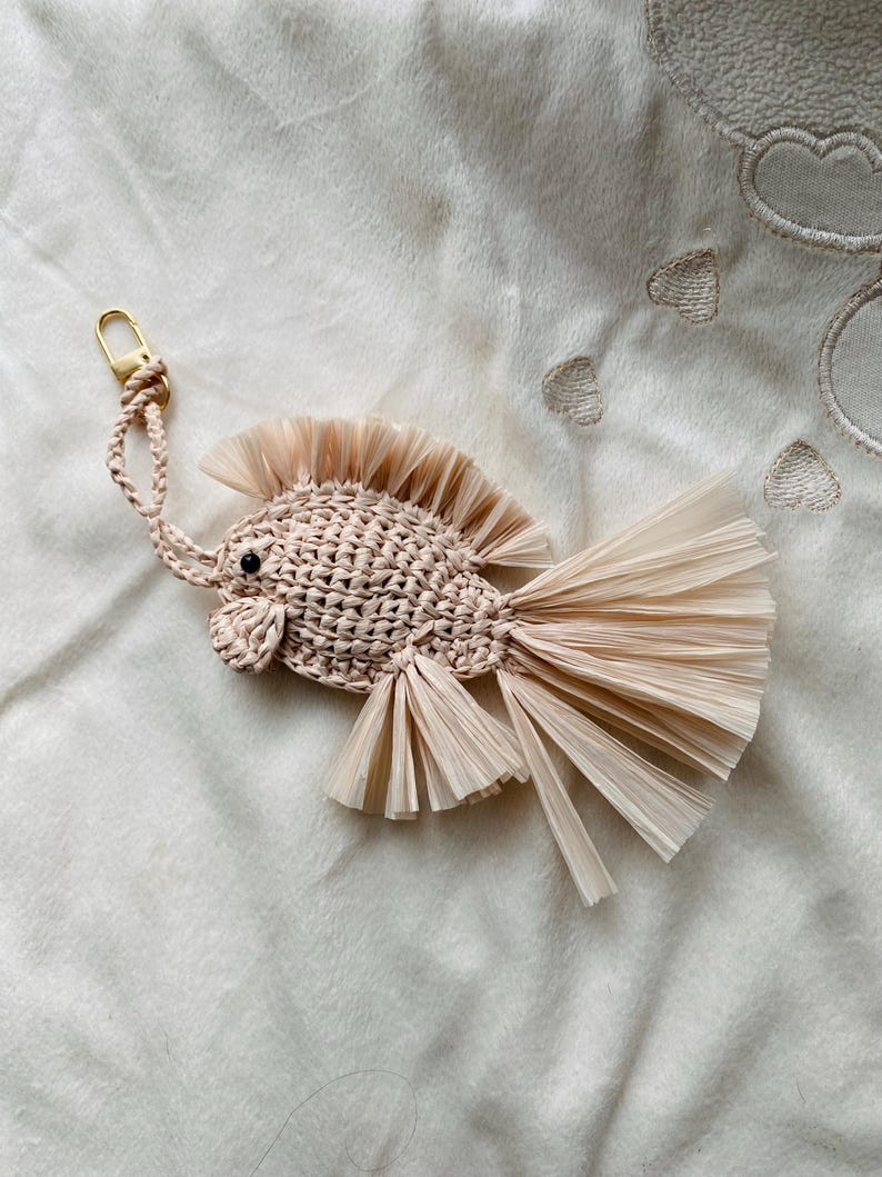 Raffia Keychains Crochet Raffia Fish Keychain: Coastal Bag Charm With Gold/silver ...