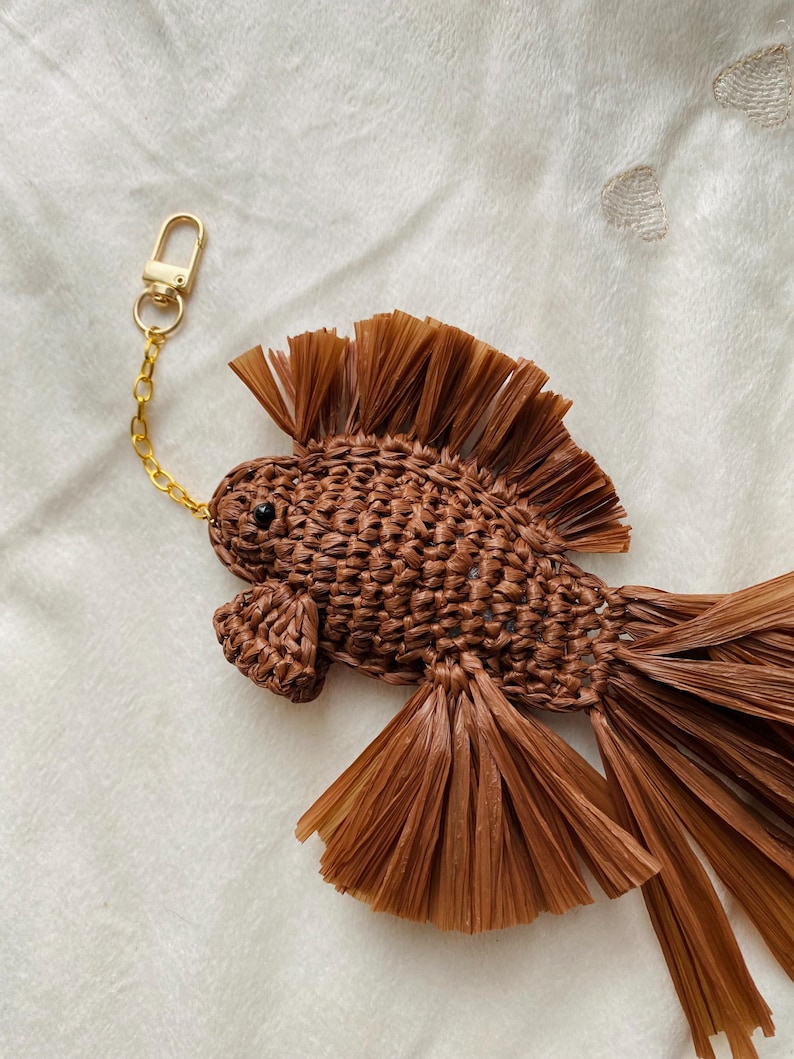 Raffia Keychains Crochet Raffia Fish Keychain: Coastal Bag Charm With Gold/silver ...