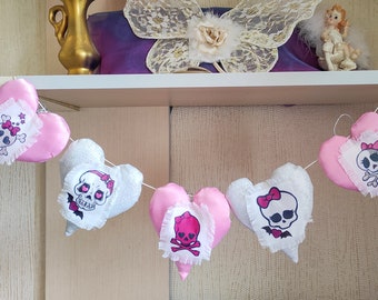 Halloween pink Decor, Halloween garland Skull, Halloween heart garland, Halloween heart Skull, Halloween pink Skull, Halloween heart