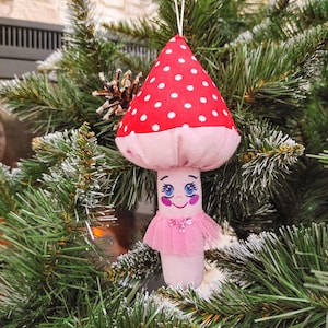 Mushroom christmas, Toadstool ornaments, Mushroom Ornaments,   Christmas tree decoration