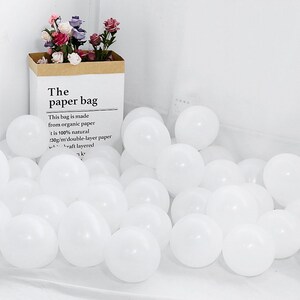 White Balloons