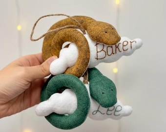 Personalisierte Filz Schlange Ornament, Babys erstes Weihnachtsgeschenk