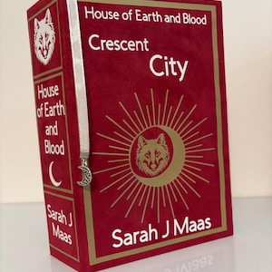 House of Earth and Blood Crescent City Hand Rebound Hardback Book