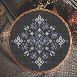 Ukrainische Folklore Geometrische Kreuzstichmuster PDF, Traditionelle Ukrainische Ornament Muster, Moderne Folk Kreuzstich, Mandala-Muster
