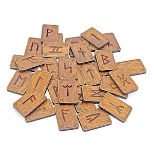 Wooden Anglo-Saxon Runic Set, 31 pcs with velvet pouch | Wood Old English Runes