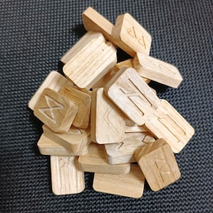 Ash Wooden Runic Set, 25 pcs with velvet pouch | Wood Runes Elder Futhark