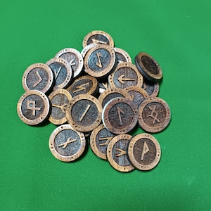 Round Wooden Runic Set, 25 pcs with velvet pouch | Wood Runes Elder Futhark