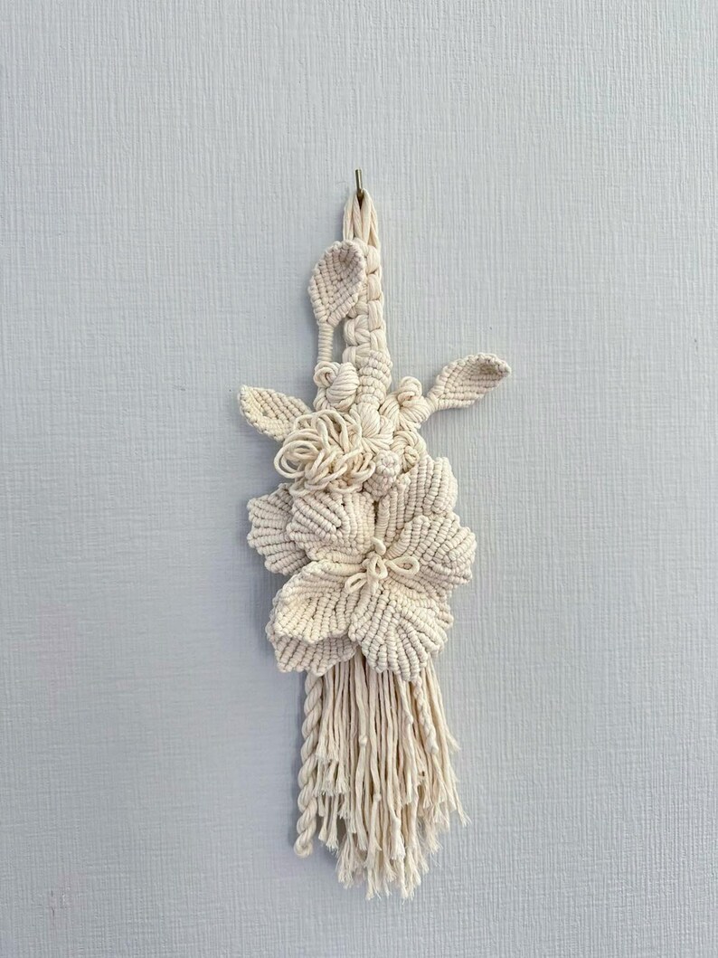Macrame Cottagecore Handmade Macrame Flower Bouquet Wall Hanging: Boho Cottagecore Decor - Etsy