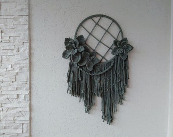 Sage green macrame wall hanging Floral wreath Macrame wall decor Cottagecore Boho wall decor Macrame flower circle Decorative wall panel