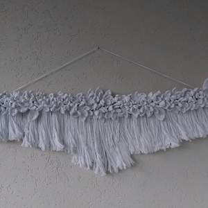 Macrame wall hanging White Flower wall hanging Flower tapestry Fake flowers for wall Boho wall decor Floral macrame panel Cottagecore decor 42 Inches