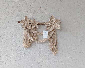 Flower macrame wall hanging Floral panel wall decor Cottagecore Boho living room wall decor Macrame flower Coquette room handmade decor