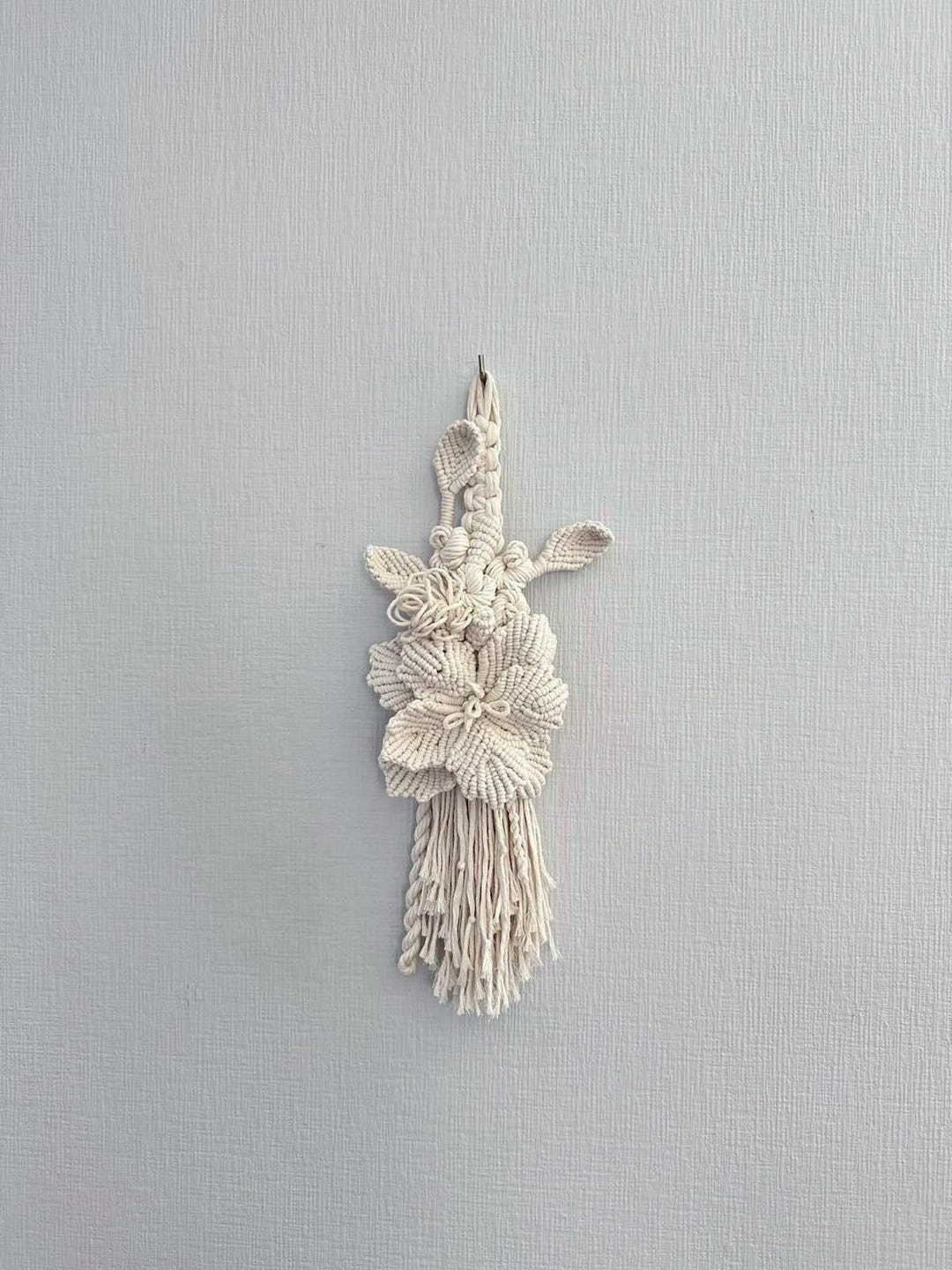 Macrame Cottagecore Handmade Macrame Flower Bouquet Wall Hanging: Boho Cottagecore Decor - Etsy