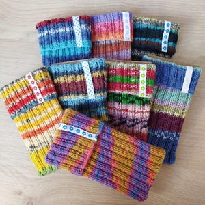 Handysocke Smartphone Handytasche Handyhülle gestrickt 16 x 8 cm dehnbar Handyschutz Bunt Einzelstücke