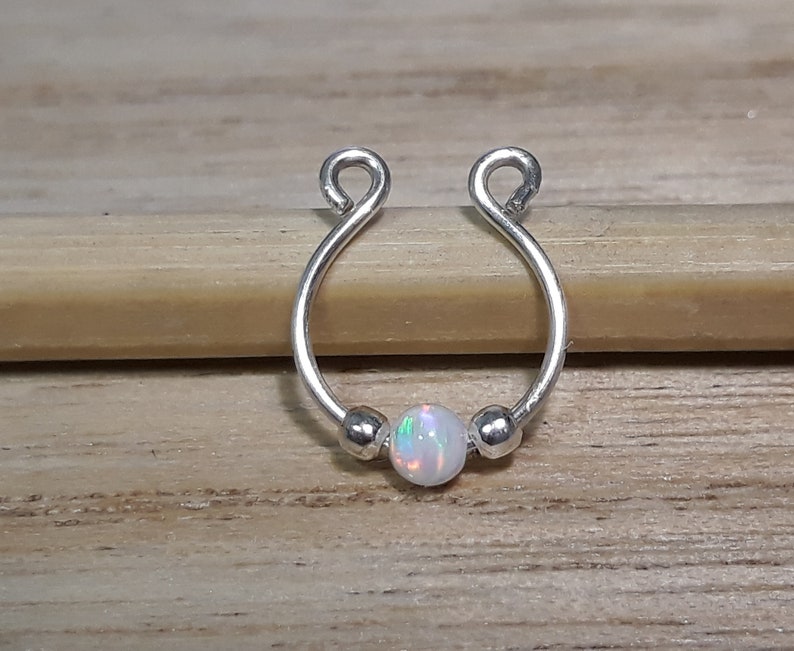 Sterling silver fake septum piercing with opal bead, Fake septum ring for non pierced nose, Faux septum, Septum cuff, Fake piercing, Septum 