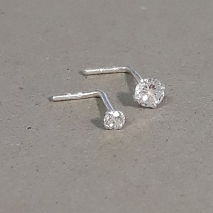 スターリングシルバーのL字型ノーズスタッド、クリスタルCZノーズスタッド、ノーズピアスジュエリー、スターリングシルバーのノーズリングスタッド、ピアス用のノーズリング