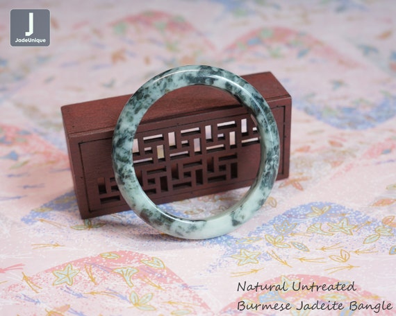翡翠バングル 57.0 mm (2.24