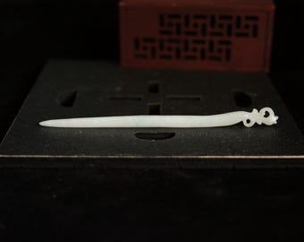Jadeit-Haarnadel | Handgeschnitzter burmesischer Jadeit | Natürlicher, unbehandelter Jade der Güteklasse A (zertifiziert)
