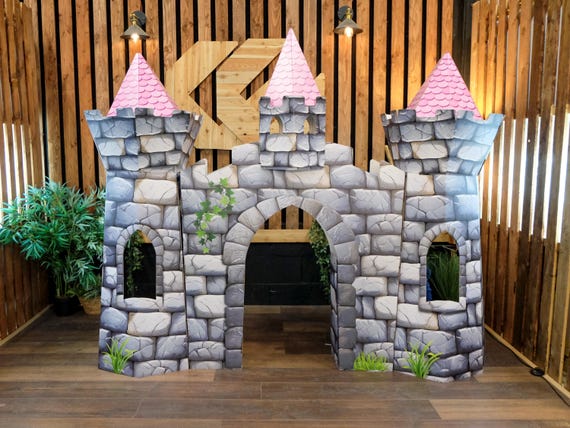 Castillos De Princesas Imágenes De Stock De Arte Vectorial