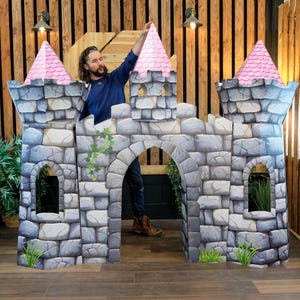 Castillo de princesa de tamaño real de 6,5 pies, casa de juegos de cartón y fondo fotográfico gigante, castillo para niños o adultos, diseño de escenario para fiesta de cumpleaños