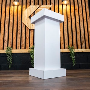 Giant Plinth, 4ft Display podium, Cake or Trophy Stand, Sturdy Folding Cardboard, Easy Transport & Lightweight