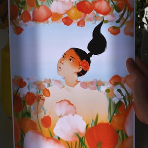 Carte Illustration Poppy dans un champs fleuri enchanteur | A6 A5 et A4