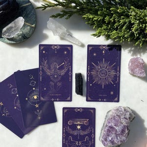 Dunkelviolettes Gold-Tarotdeck mit 78 Karten, Mystisches Universum, Tarotdeck mit digitalem Leitfaden und Tarotbeutel, Tarotdeck für Anfänger