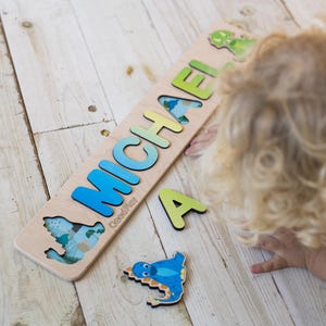 DINOSAUR NAME PUZZLE Dino, Wooden Kids Toys, Toddler Montessori Gift for 1st birthday, Name Puzzle Baby Nursery Room Decor Personalized Baby