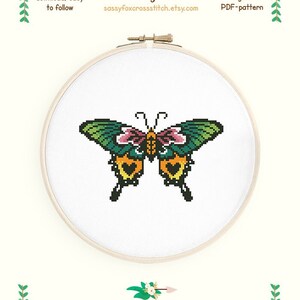 Motif papillon bohème au point de croix. Carte des papillons de nuit mystique céleste. Joli petit insecte fantaisiste. Téléchargement instantané PDF #806