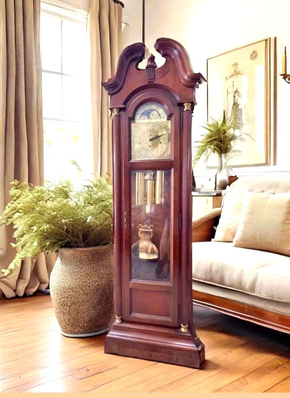 Reloj howard miller de pie sale