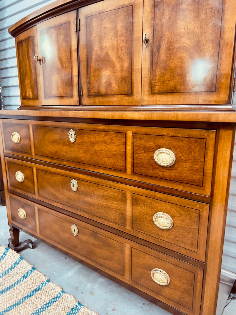 Vintage Henredon Louis XVI Style Fruitwood Bedroom Chest Dresser
