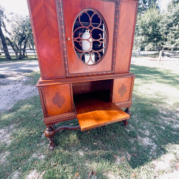 Antique Jacobean Hutch China Cabinet/ Farmhouse Dining Hutch/ Linen Storage