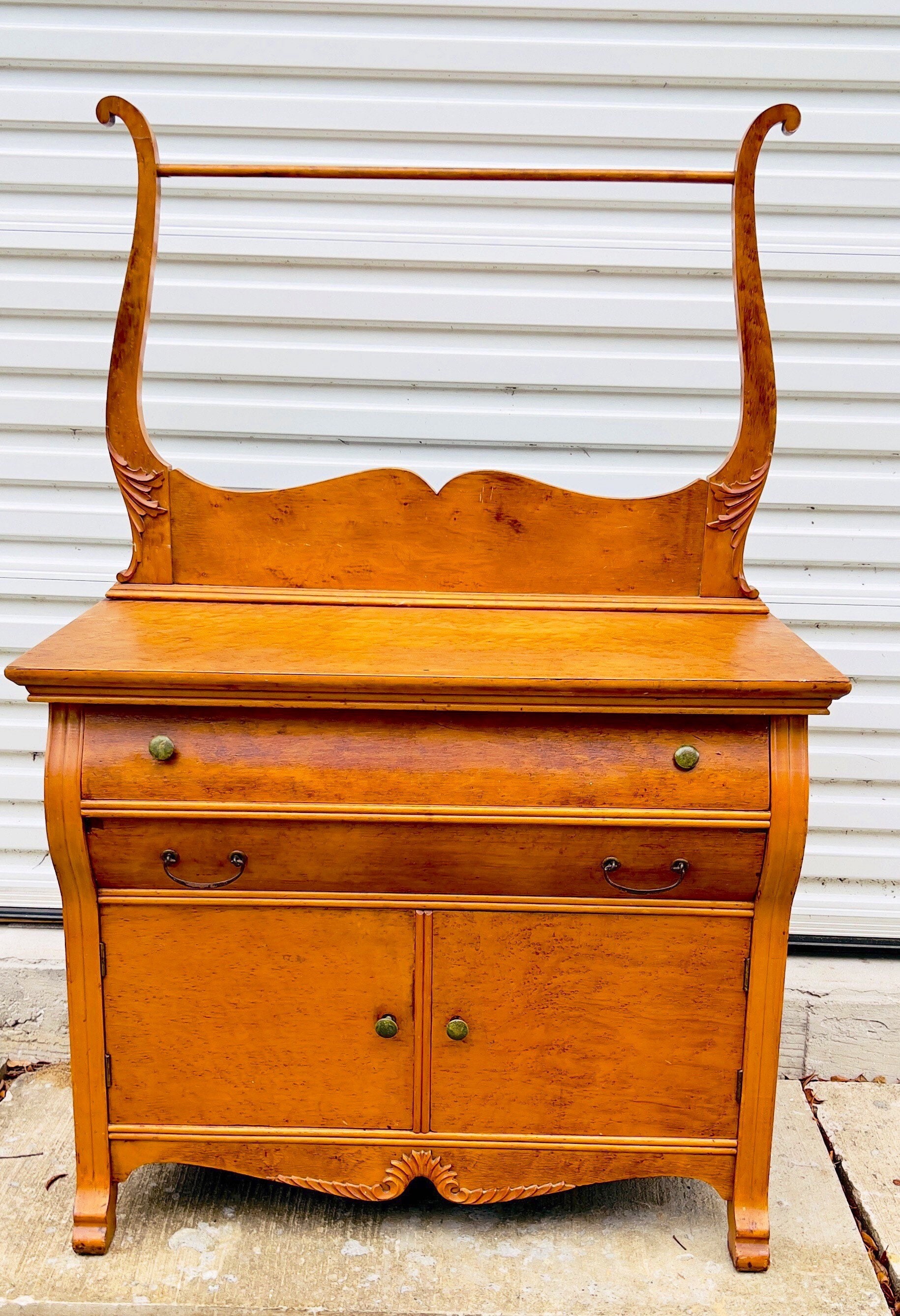 Ottawa Furniture Company Birds Eye Maple Wash Dresser/ Towel Rack