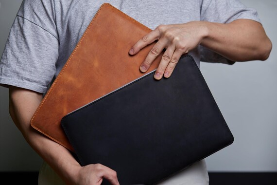 Leather Case for Surface Pro 9/8, Laptop Studio, Go 3/X – Vintage