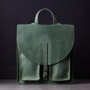 Green Leather Backpack for Women. Personalized Satchel Purse. Dark Academia Rucksack with Laptop pocket. Leather tote bag for Girlfriend