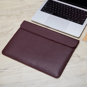 Real Leather Tablet Sleeve for iPad Pro 11-13 inches. Personalized Tablet Case with Soft Lining. Full-Grain Protective Cover. Gift for Him