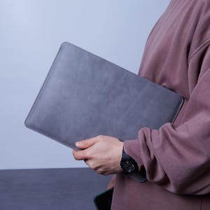 Minimalist Leather HP EliteBook Sleeve: Handmade Personalized Laptop Case image 5