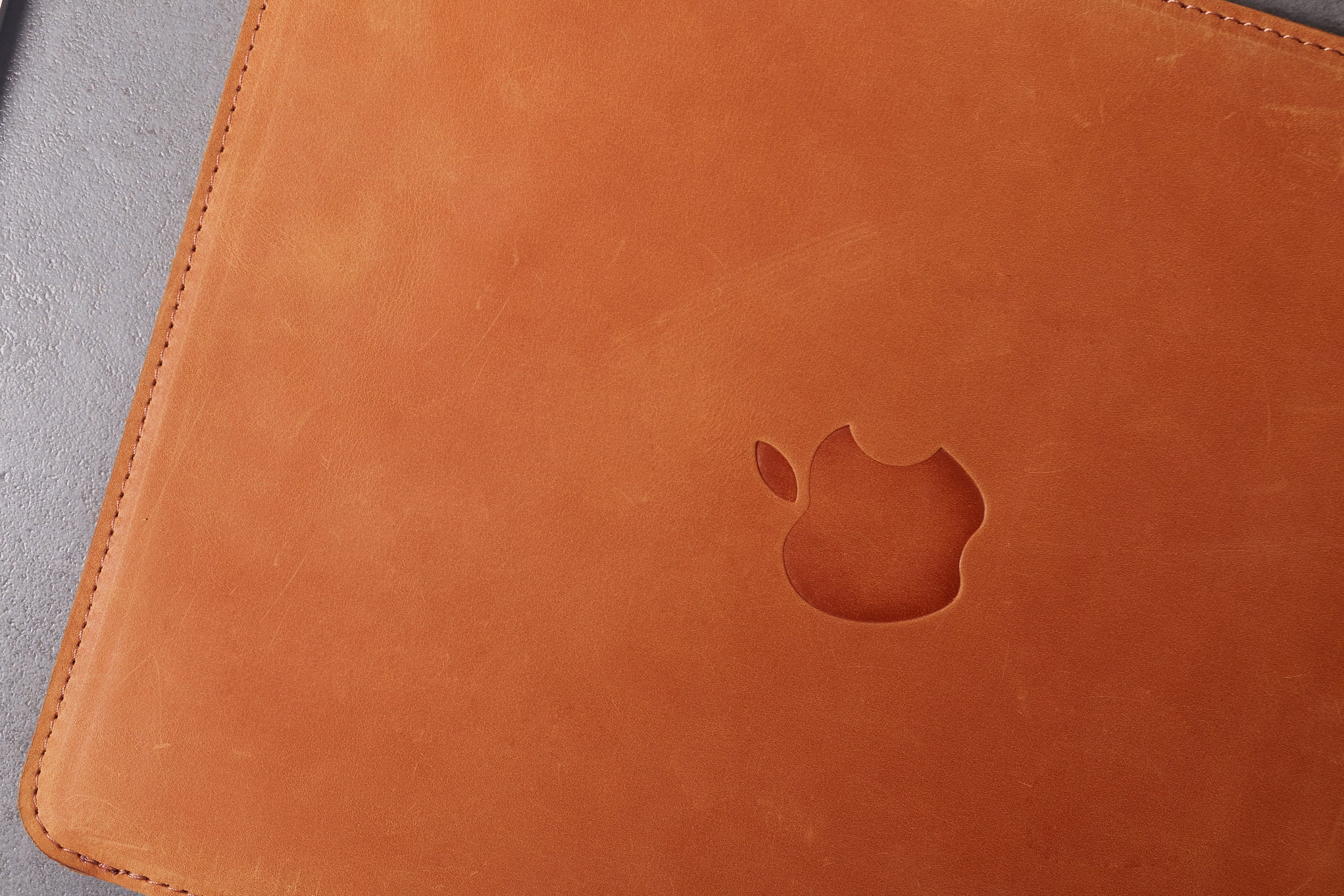 Housse en cuir MacBook Pro/Air  Couleur rouge - THE ERITAGE – THE