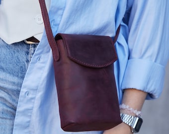 Small Leather Crossbody Bag: Travel Passport & Phone Pouch