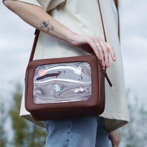 Brown leather ITA crossbody bag. Custom leather ITA shoulder bag with soft pin display. Pin Display Purse. Anniversary Gift. Gift for Her