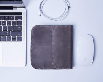 Handmade Crazy Horse Leather Charger Organizer: Travel Cable Case