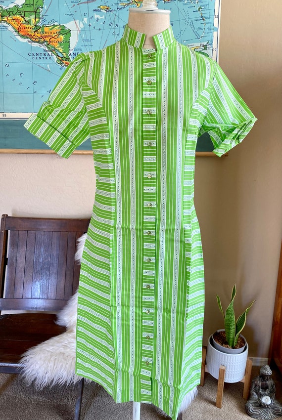 Vintage 60s NPC Fashion Green & White Striped Hou… - image 2