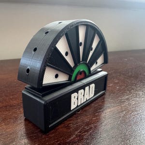 Customizable Dart Holder: Dartboard Inspired Organizer image 3