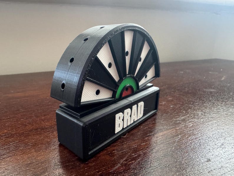 Customizable Dart Holder: Dartboard Inspired Organizer image 3