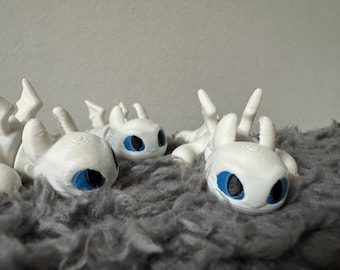 Posierbarer Light Fury Dragon Figur - Drachenzähmen leicht gemacht