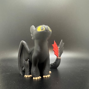Adorable Toothless Dragon Figure: Cute Gift or Ornamental Figure - Free UK postage!