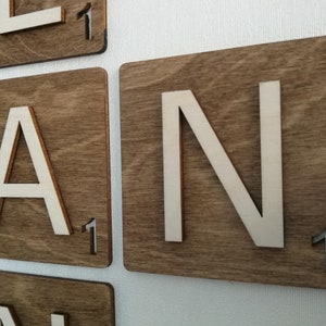 Scrabble Tiles - Letras de madera 3D - Decoración de pared personalizada - Arte de pared personalizado - Varios tamaños