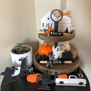 Halloween Tiered Tray Decor - Halloween decor - Mini Decor