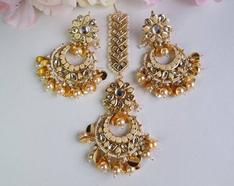 Kundan Jhumka Earrings with Maang Tikka Set: Indian Bridal Jewelry